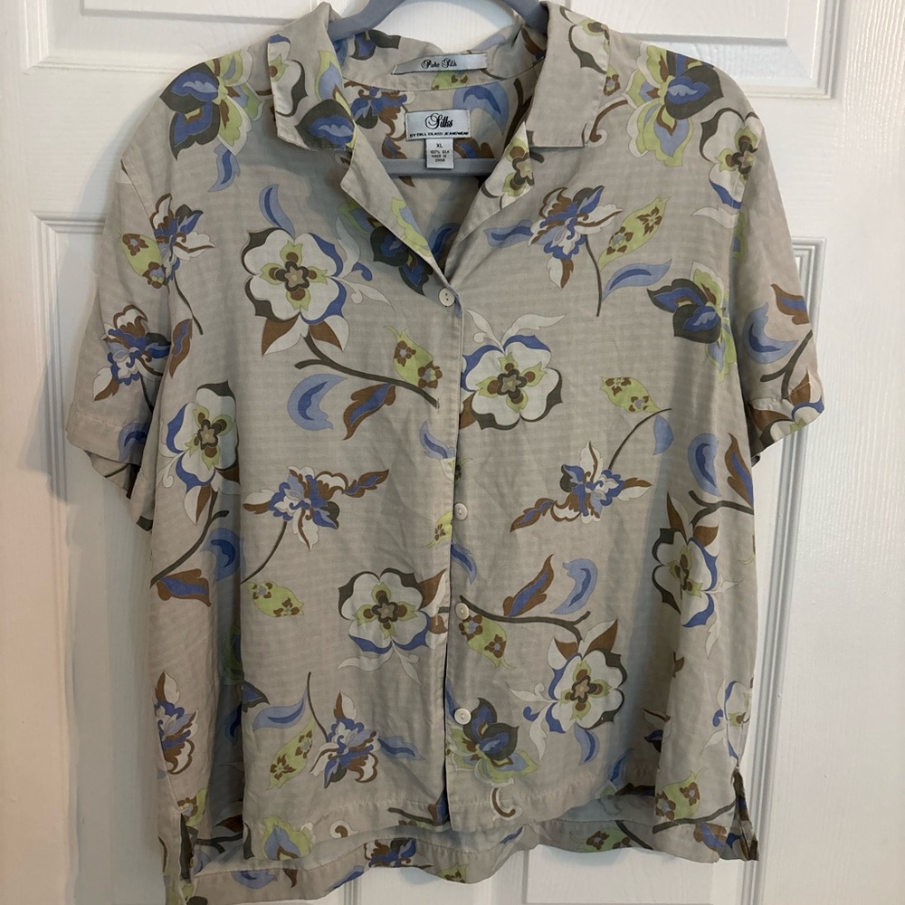 Bill Blass Blue and Green 100% Silk Blouse